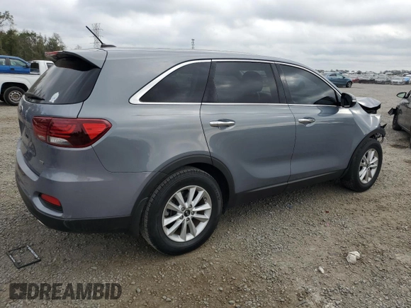 2020 Kia Sorento LX with VIN 5XYPG4A37LG643258, listed as a Copart auction lot 46093245 with 122,379 mi miles and Salvage Title. Bid and sale history available at carsss.com. Image 3.