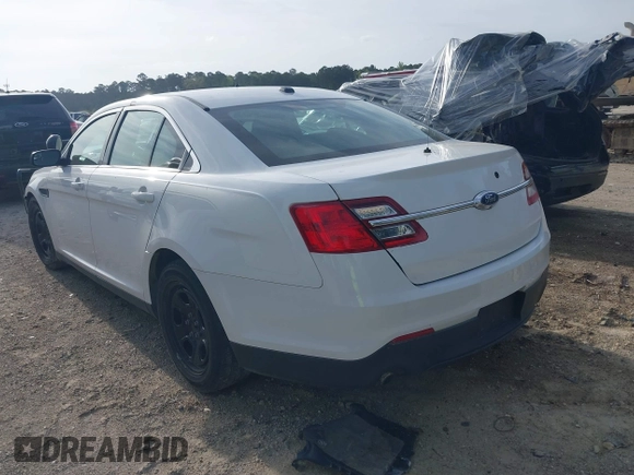 2018 Ford Police Interceptor with VIN 1FAHP2MK1JG107272, listed as a IAAI auction lot 41908229 with 100,969 mi miles and . Bid and sale history available at DreamBid. Image 3.