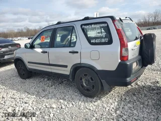 2005 Honda CR-V LX with VIN JHLRD68585C018091, listed as a Copart auction lot 44276815 with 206,143 mi miles and Clean Title. Bid and sale history available at carsss.com. Image 2.