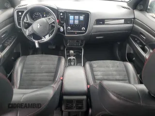 2020 Mitsubishi Outlander SE with VIN JA4AD3A35LZ041172, listed as a Copart auction lot 56148235 with 78,141 mi miles and Salvage title. Bid and sale history available at DreamBid. Image 8.