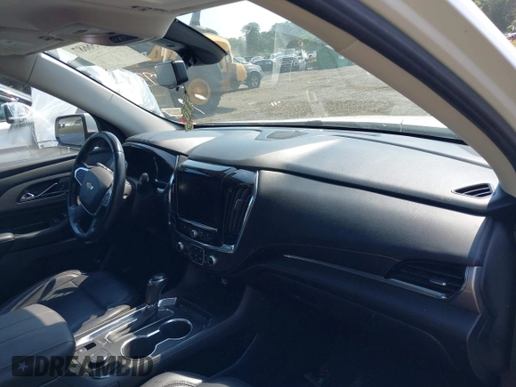 2018 Chevrolet Traverse LT Leather with VIN 1GNEVHKWXJJ225035, listed as a IAAI auction lot 39736687 with 89,973 mi miles. Bid and sale history available at carsss.com. Image 5.