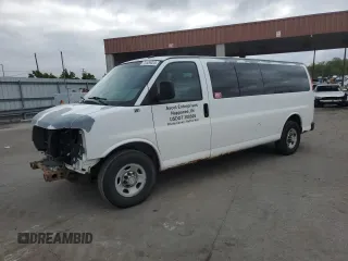 2012 Chevrolet Express Passenger 1LT z VIN 1GAZG1FA7C1125691, wystawiony jako Copart lot #72529024 z przebiegiem 256 684 mil mil oraz Szkody całkowita. Historia ofert i sprzedaży dostępna na DreamBid. Obrazek 1.