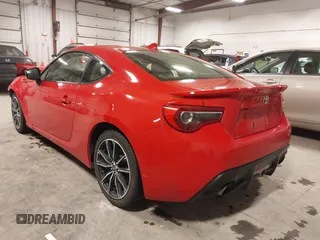 2017 Toyota 86 with VIN JF1ZNAA13H8710941, listed as a IAAI auction lot 41500207 with 92,266 mi miles. Bid and sale history available at carsss.com. Image 3.