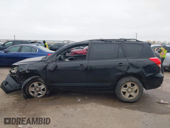 2006 Toyota RAV4 with VIN JTMZK33V965001685, listed as a IAAI auction lot 40995034 with 254,383 mi miles. Bid and sale history available at carsss.com. Image 14.