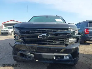2019 Chevrolet Silverado 1500 RST with VIN 3GCUYEED6KG226058, listed as a IAAI auction lot 41638951 with 70,598 mi miles. Bid and sale history available at carsss.com. Image 12.
