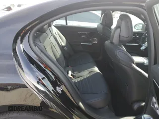 2024 Mercedes-Benz C 300 z VIN W1KAF4HB4RR161904, wystawiony jako Copart lot #43098924 z przebiegiem 14 mil mil oraz Szkoda całkowita • Salvage title. Historia ofert i sprzedaży dostępna na DreamBid. Obrazek 10.