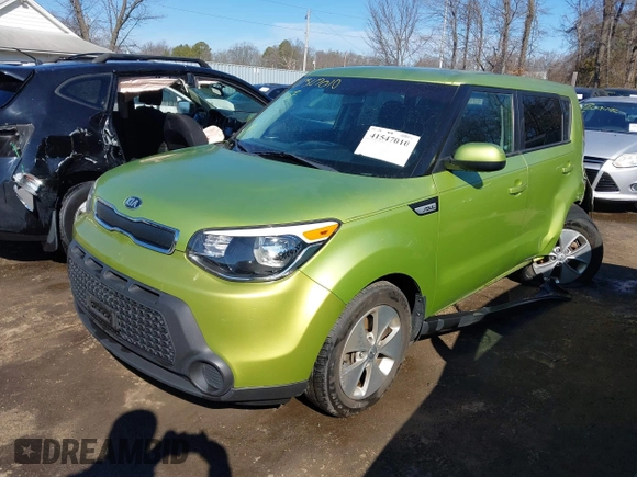 2015 Kia Soul with VIN KNDJN2A2XF7789632, listed as a IAAI auction lot 41547010 with 82,829 mi miles. Bid and sale history available at carsss.com. Image 2.