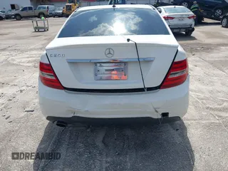 2014 Mercedes-Benz C 250 Sport with VIN WDDGF4HB2EA963886, listed as a IAAI auction lot 42463194 with 139,926 mi miles and . Bid and sale history available at DreamBid. Image 16.