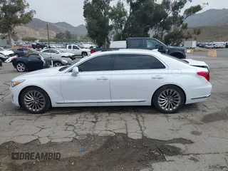 2019 Genesis G90 Premium with VIN KMTF34JA4KU061686, listed as a IAAI auction lot 42157076 with 27,359 mi miles and . Bid and sale history available at DreamBid. Image 14.