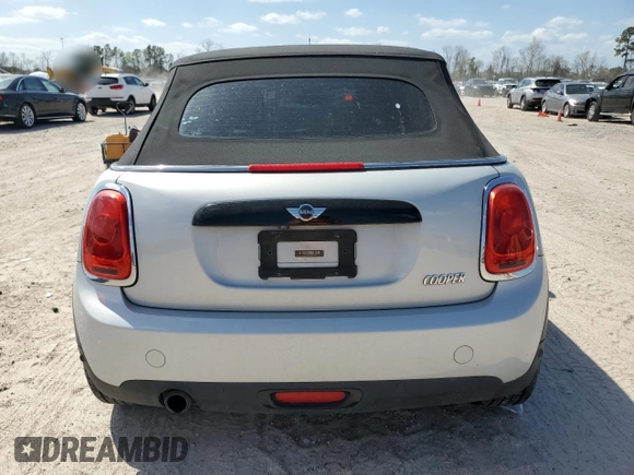 2016 MINI Convertible z VIN WMWWG5C51G3C19570, wystawiony jako Copart lot #47802705 z przebiegiem 92 492 mil mil oraz Szkoda całkowita • Salvage title. Historia ofert i sprzedaży dostępna na DreamBid. Obrazek 6.