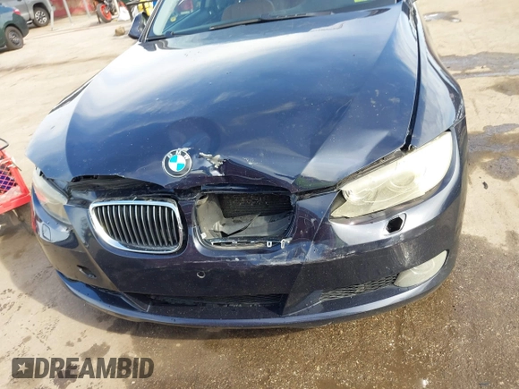 2009 BMW 3 Series 328i xDrive z VIN WBAWC33589PU84317, wystawiony jako IAAI lot #41817634 z przebiegiem 166 052 mil mil oraz . Historia ofert i sprzedaży dostępna na DreamBid. Obrazek 6.