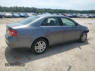 2007 Volkswagen Jetta 2.5 with VIN 3VWRG71K57M000611, listed as a Copart auction lot 55950635 with Not provided miles and Salvage title. Bid and sale history available at DreamBid. Image 3.
