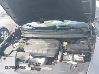 2018 Jeep Cherokee Latitude Tech Connect с VIN 1C4PJLCB3JD607790, выставлен на аукционе IAAI как лот 42482247 с пробегом 172 655 миль миль и . История ставок и продаж доступна на DreamBid. Изображение 10.