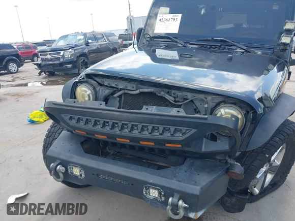 2008 Jeep Wrangler Unlimited Sahara with VIN 1J4GB59198L619802, listed as a IAAI auction lot 42361793 with 272,295 mi miles and . Bid and sale history available at DreamBid. Image 19.