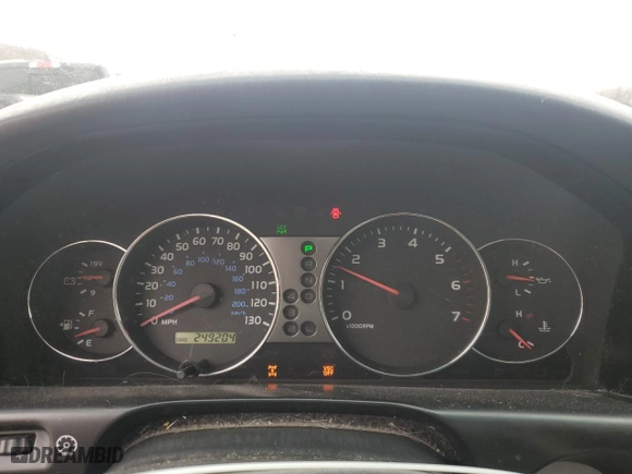 2004 Toyota Land Cruiser with VIN JTEHT05J342057830, listed as a Copart auction lot 48140875 with 249,204 mi miles and Clean Title. Bid and sale history available at carsss.com. Image 9.