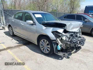 2012 Honda Accord EX с VIN 1HGCP2F75CA082784, выставлен на аукционе IAAI как лот 41914030 с пробегом 121 758 миль миль и . История ставок и продаж доступна на DreamBid. Изображение 1.