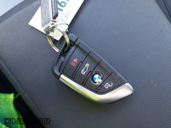 2021 BMW 3 Series 330i xDrive z VIN 3MW5R7J06M8C14597, wystawiony jako IAAI lot #41581041 z przebiegiem 8 776 mil mil oraz . Historia ofert i sprzedaży dostępna na DreamBid. Obrazek 11.