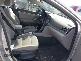 2018 Hyundai Elantra SE z VIN 5NPD74LF6JH297204, wystawiony jako IAAI lot #41903796 z przebiegiem 105 550 mil mil oraz . Historia ofert i sprzedaży dostępna na DreamBid. Obrazek 5.