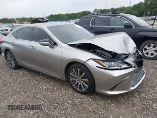 2019 Lexus ES 350 with VIN 58ABZ1B11KU039805, listed as a IAAI auction lot 42710663 with 52,565 mi miles and . Bid and sale history available at DreamBid. Image 1.