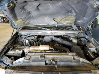 2001 Ford F-250 XL с VIN 3FTNX21L61MA38837, выставлен на аукционе Copart как лот 56458565 с пробегом 180 242 миль миль и Чистый • Clean title. История ставок и продаж доступна на DreamBid. Изображение 11.