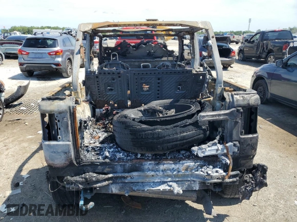 2022 Jeep Wrangler Unlimited Sahara with VIN 1C4JJXP65NW280930, listed as a Copart auction lot 61955025 with Not provided miles and Non repairable. Bid and sale history available at DreamBid. Image 6.