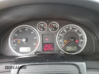 2004 Volkswagen Passat GLX with VIN WVWRH63B84P107858, listed as a Copart auction lot 62022524 with 141,500 mi miles and Salvage title. Bid and sale history available at DreamBid. Image 9.