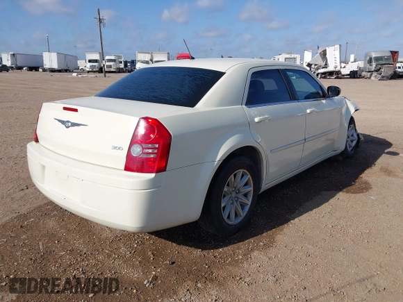 2008 Chrysler 300 LX with VIN 2C3KA43R18H258997, listed as a IAAI auction lot 41730765 with 135,905 mi miles. Bid and sale history available at carsss.com. Image 4.