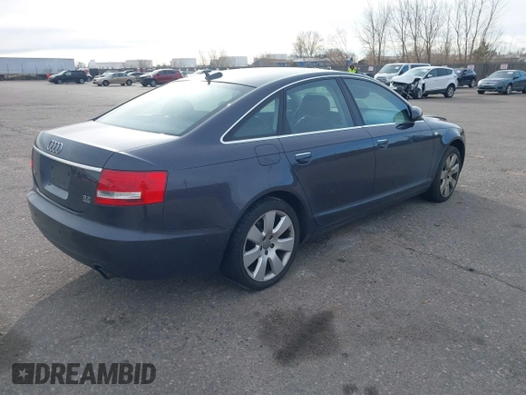 2005 Audi A6 with VIN WAUDG74F55N114863, listed as a IAAI auction lot 41177098 with 93,918 mi miles. Bid and sale history available at carsss.com. Image 4.