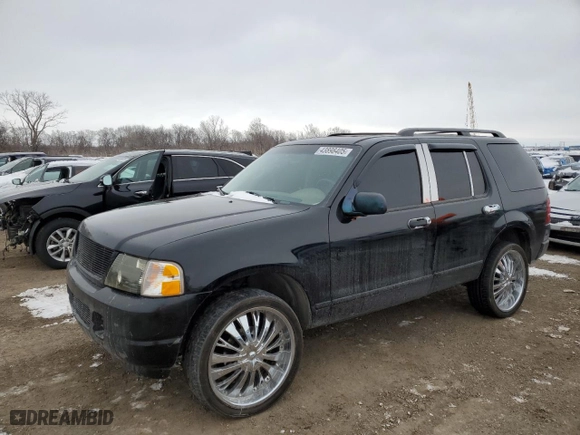 2002 Ford Explorer XLS with VIN 1FMZU72E02ZC31827, listed as a Copart auction lot 43898405 with 223,039 mi miles and Salvage Title. Bid and sale history available at carsss.com. Image 1.