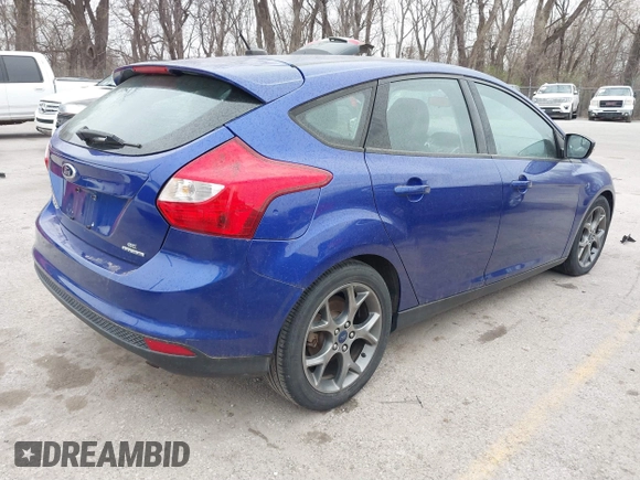 2014 Ford Focus SE with VIN 1FADP3K20EL213393, listed as a IAAI auction lot 41843091 with 125,279 mi miles. Bid and sale history available at carsss.com. Image 4.