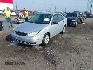 2005 Ford Focus S with VIN 1FAFP34N05W257702, listed as a IAAI auction lot 42023161 with 270,136 mi miles and . Bid and sale history available at carsss.com. Image 19.