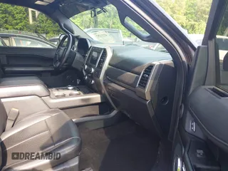 2021 Ford Expedition Max XLT z VIN 1FMJK1HT8MEA43377, wystawiony jako IAAI lot #42311297 z przebiegiem 81 131 mil mil oraz . Historia ofert i sprzedaży dostępna na DreamBid. Obrazek 5.
