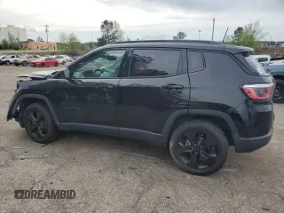 2018 Jeep Compass Altitude with VIN 3C4NJDBB4JT402892, listed as a Copart auction lot 51933715 with 142,064 mi miles and Clean Title. Bid and sale history available at carsss.com. Image 2.