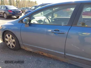 2006 Honda Civic LX z VIN 1HGFA16536L116964, wystawiony jako IAAI lot #42166701 z przebiegiem 276 970 mil mil oraz . Historia ofert i sprzedaży dostępna na DreamBid. Obrazek 6.