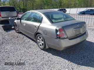 2005 Nissan Altima SL z VIN 1N4AL11D65N437326, wystawiony jako IAAI lot #42036878 z przebiegiem Nie podano mil oraz . Historia ofert i sprzedaży dostępna na DreamBid. Obrazek 3.
