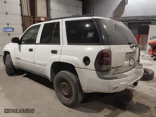 2002 Chevrolet TrailBlazer LS with VIN 1GNDT13S822239757, listed as a IAAI auction lot 41346981 with 192,281 mi miles. Bid and sale history available at carsss.com. Image 3.