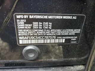 2012 BMW 5 Series 550i xDrive z VIN WBAFU9C54CC787576, wystawiony jako Copart lot #55934525 z przebiegiem 157 140 mil mil oraz Szkoda całkowita • Salvage title. Historia ofert i sprzedaży dostępna na DreamBid. Obrazek 12.