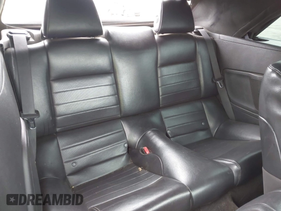 2013 Ford Mustang V6 with VIN 1ZVBP8EM7D5214021, listed as a IAAI auction lot 42197070 with 137,888 mi miles and . Bid and sale history available at DreamBid. Image 8.
