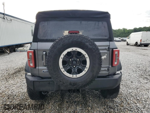 2021 Ford Bronco with VIN 1FMEE5DP2MLA87301, listed as a Copart auction lot 60791335 with 37,296 mi miles and Salvage title. Bid and sale history available at DreamBid. Image 6.