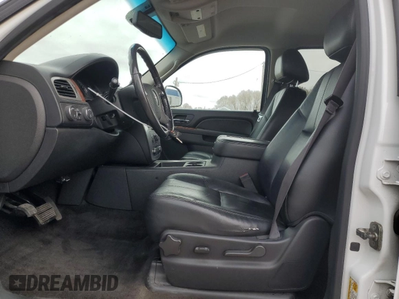 2014 GMC Yukon XL SLT with VIN 1GKS2KE74ER103417, listed as a Copart auction lot 53877545 with 188,084 mi miles and Salvage Title. Bid and sale history available at carsss.com. Image 7.