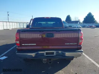 2003 Chevrolet Silverado 1500 LT with VIN 1GCEK19T33E304904, listed as a IAAI auction lot 41647065 with 109,057 mi miles. Bid and sale history available at carsss.com. Image 17.