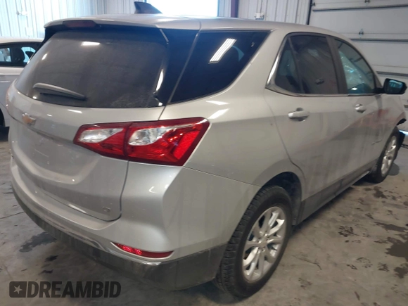 2021 Chevrolet Equinox LT with VIN 2GNAXKEV2M6110942, listed as a IAAI auction lot 41310030 with 97,134 mi miles. Bid and sale history available at carsss.com. Image 4.