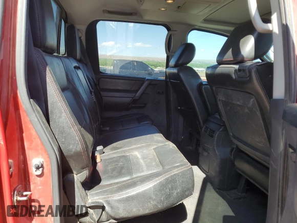 2012 Nissan Titan SV z VIN 1N6AA0EC6CN300084, wystawiony jako Copart lot #55234505 z przebiegiem 331 540 mil mil oraz Szkoda całkowita • Salvage title. Historia ofert i sprzedaży dostępna na DreamBid. Obrazek 10.