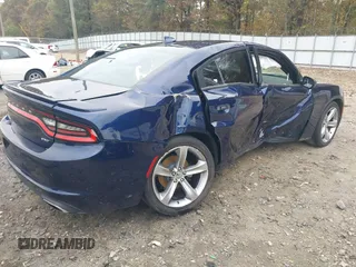 2015 Dodge Charger SXT z VIN 2C3CDXHG0FH722007, wystawiony jako IAAI lot #40810608 z przebiegiem 138 758 mil mil oraz . Historia ofert i sprzedaży dostępna na DreamBid. Obrazek 4.