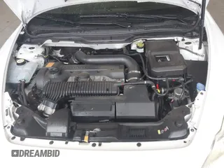 2013 Volvo C70 T5 with VIN YV1672MC9DJ139186, listed as a IAAI auction lot 41541171 with 99,753 mi miles. Bid and sale history available at carsss.com. Image 10.