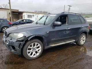 2011 BMW X5 35i with VIN 5UXZV4C51BL743614, listed as a Copart auction lot 51591675 with 0 mi miles and Clean Title. Bid and sale history available at carsss.com. Image 1.