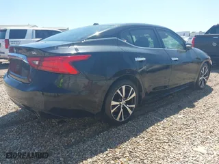 2018 Nissan Maxima SL with VIN 1N4AA6AP8JC367136, listed as a IAAI auction lot 41857921 with 194,842 mi miles. Bid and sale history available at carsss.com. Image 4.