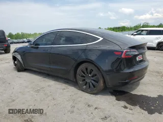 2018 Tesla Model 3 Long Range Battery z VIN 5YJ3E1EBXJF146293, wystawiony jako Copart lot #55349015 z przebiegiem 91 808 mil mil oraz Szkoda całkowita • Salvage title. Historia ofert i sprzedaży dostępna na DreamBid. Obrazek 2.