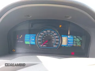 2011 Ford Fusion Hybrid with VIN 3FADP0L34BR253253, listed as a IAAI auction lot 42458290 with 137,110 mi miles and . Bid and sale history available at DreamBid. Image 7.
