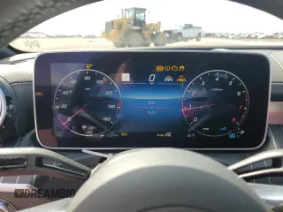 2024 Mercedes-Benz CLE 300 z VIN W1KMJ4HBXRF009607, wystawiony jako Copart lot #49738985 z przebiegiem 7 557 mil mil oraz Szkoda całkowita • Salvage title. Historia ofert i sprzedaży dostępna na DreamBid. Obrazek 9.